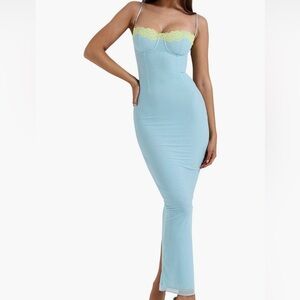 House of CB - Aiza OCEAN BLUE CONTRAST LACE MAXI DRESS - Small A/C cup